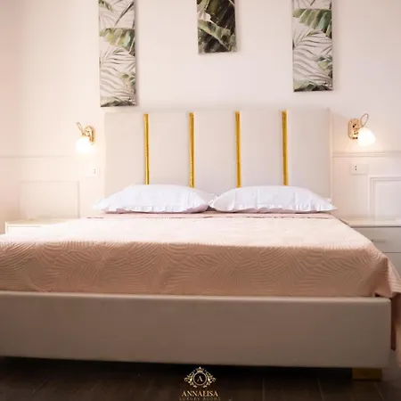 Annalisa Luxury 4* Neapol