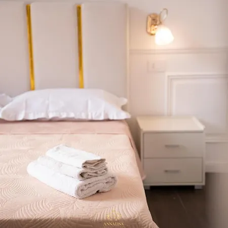 Annalisa Luxury 4* Neapol